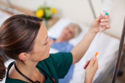 O papel da enfermagem no tratamento de pacientes