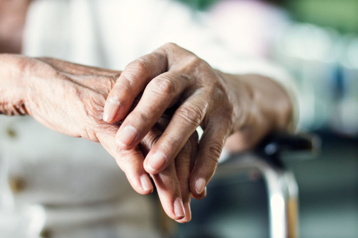 10 sinais precoces da doen&ccedil;a de Parkinson