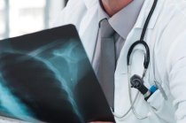 Como é feito o eletrocardiograma? Para que serve?