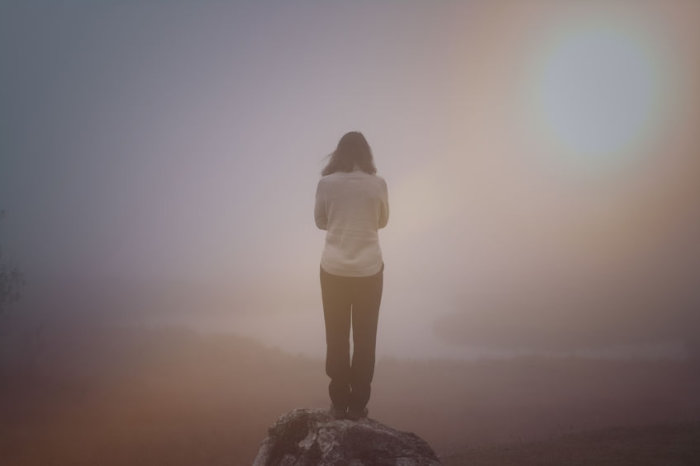 Idea&ccedil;&atilde;o suicida - o que &eacute; ? Quais s&atilde;o os tipos? Qual o real risco de suic&iacute;dio e meio &agrave; idea&ccedil;&atilde;o suicida?